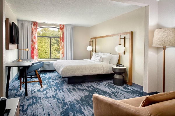 Fairfield by Marriott Inn & Suites Asheville Outlets image 7